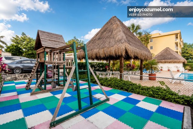Cozumel_Gated_Las Ventanas_10562